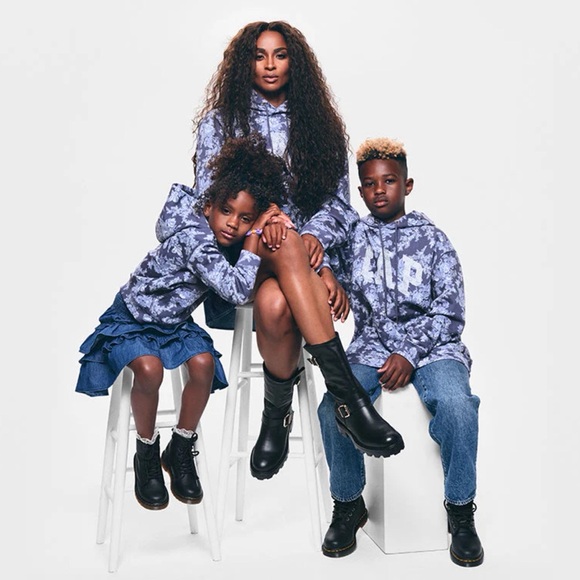 LoveShackFancy x GAP Floral Print Hoodie Unisex - Picture 5 of 12